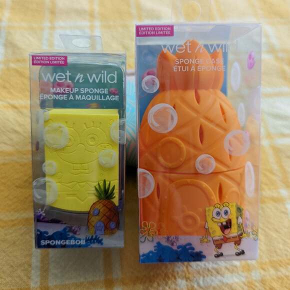 Wet N Wild Limited Edition SpongeBob SquarePants Makeup Sponge and Case - Picture 1 of 5